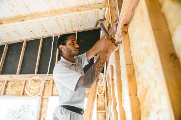 Best Garage Insulation Installation  in Hewlett Harbor, NY